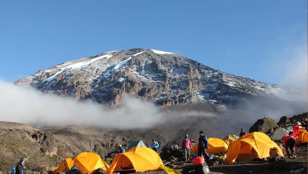 HOW TO STAY WARM DURING CLIMBING KILIMANJARO